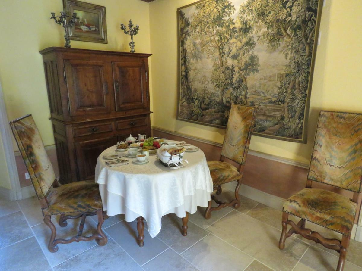 Bed and Breakfast Chateau De Gaubert Terrasson Exterior foto